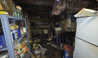 54 Slocum St, Acushnet, MA 02743
