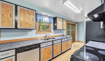 172 S PIERCE St, Adams, WI 53910