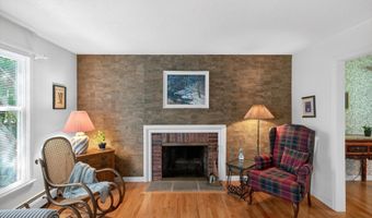 5 Shingle Mill Dr, Canton, CT 06019