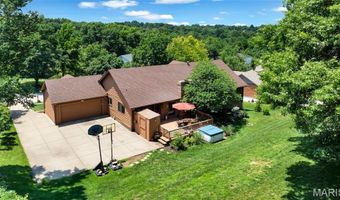 1431 Dietrich Oaks Dr, Ballwin, MO 63021
