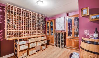 4 Chablis Ct, Bedford, NH 03110