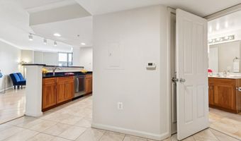 2220 FAIRFAX Dr 309, Arlington, VA 22201