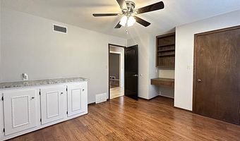1508 Sunny Ln, Ardmore, OK 73401