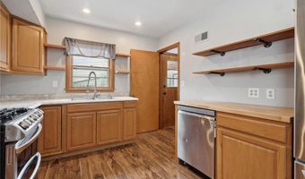 722 47th Ave, Amana, IA 52203
