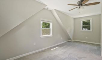 6024 RIXEY Dr, Alexandria, VA 22303