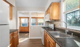 86 Sherwood St, Cranston, RI 02920