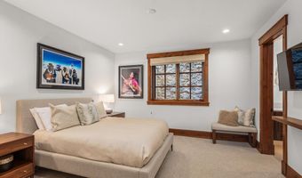 520 W Smuggler St, Aspen, CO 81611