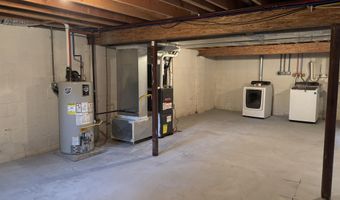 1025 Seaman Ave, Beachwood, NJ 08722
