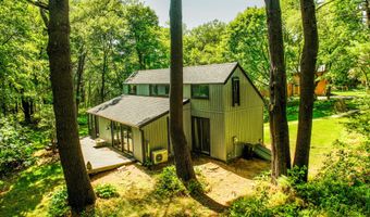 110 Access Rd, Becket, MA 01223