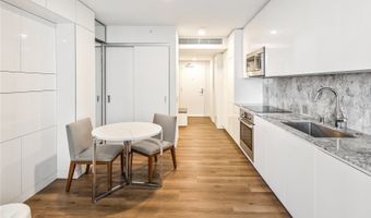 987 Queen St 1806, Honolulu, HI 96814