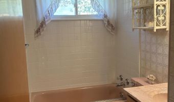 1068 Hinckley Blvd, Alpena, MI 49707