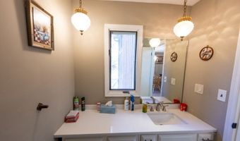 13 Village Way E7, Alloway, NJ 07462