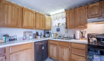 1306 Fork Mountain Rd, Bakersville, NC 28705