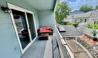 341 Meadow Dr, Ashland, OR 97520