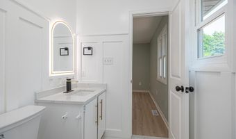 6438 KNOLL HILL Dr, Berlin, MD 21811