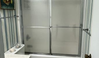 2008 E Ft Macon Rd D18, Atlantic Beach, NC 28512