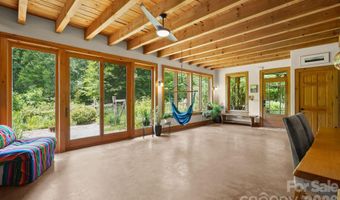 24 Merriwood Trl, Arden, NC 28704