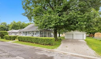 203 N Williams St, Albers, IL 62215