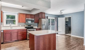 710 Bluffview Dr, Angola, IN 46703