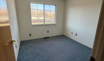 3182 Oreana Dr, Carson City, NV 89701