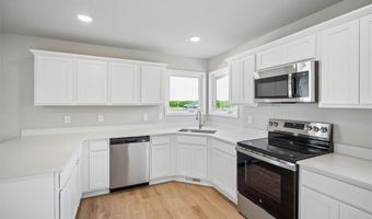 25127 Bluebird Cir, Adel, IA 50003