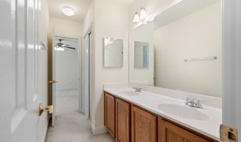 10604 MAPLECREST Ln, Potomac, MD 20854