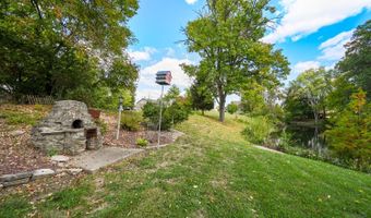 711 Sycamore Rd, Batesville, IN 47006