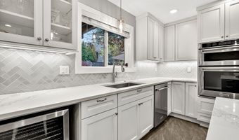 6710 SW 162ND Dr, Beaverton, OR 97007