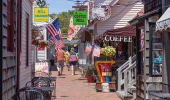 195 LAKESIDE Dr, Lewes, DE 19958