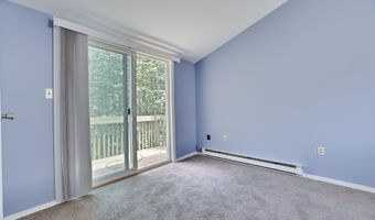 3055 Briarwood Dr, Tobyhanna, PA 18466