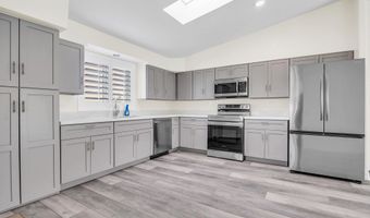 34380 S Cholla Dr, Black Canyon City, AZ 85324