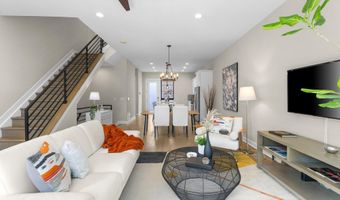 306 Neruda Ave, Columbus, OH 43215