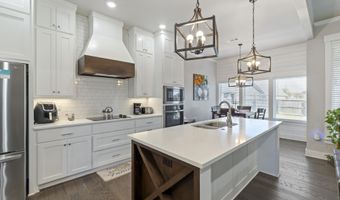 7424 Northwood Dr, Benton, AR 72019