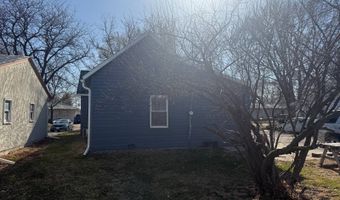 325 S Maple St, Ainsworth, NE 69210