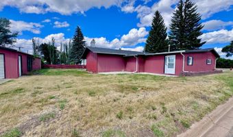 101 7th Ave NW, Bowman, ND 58623