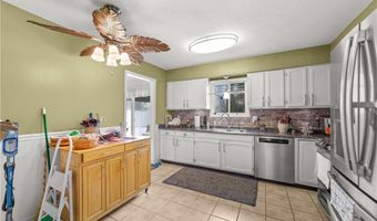 129 Hidden Tree Ln, Amherst, OH 44001