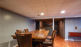 34 Dearborn Dr, East Providence, RI 02915