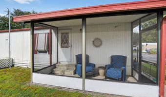 26 Leisure Dr, Auburndale, FL 33823