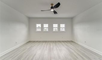 5718 SEA TURTLE Pl, Apollo Beach, FL 33572