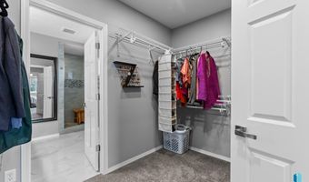 306 E Maple St, Beresford, SD 57004