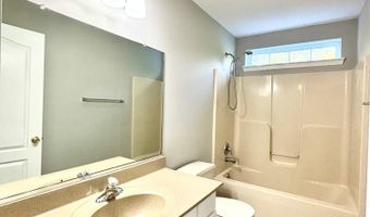 27 Oyster Bay, Absecon, NJ 08201