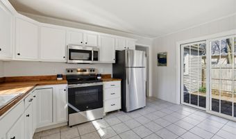 117 Robinson St, Allegan, MI 49010