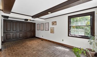 157 EDGEWOOD Dr, Ambler, PA 19002