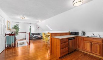 183 Wood St 3, Bristol, RI 02809