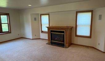 1002 THOMAS St, Antigo, WI 54409