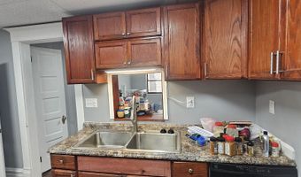 913 6th Ave, Altoona, PA 16602