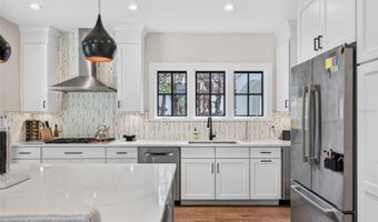 906 ALHAMBRA Ct, Orlando, FL 32804