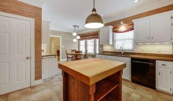 150 Walton Creek Rd, Athens, GA 30607