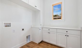 1016 NW A St, Bentonville, AR 72712