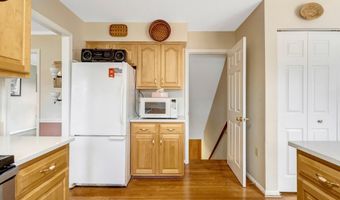 3352 BROKEN KNIFE Ct, Annandale, VA 22003